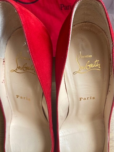 38 Beden kırmızı Renk Orijinal Christian Louboutin - Kirmizi