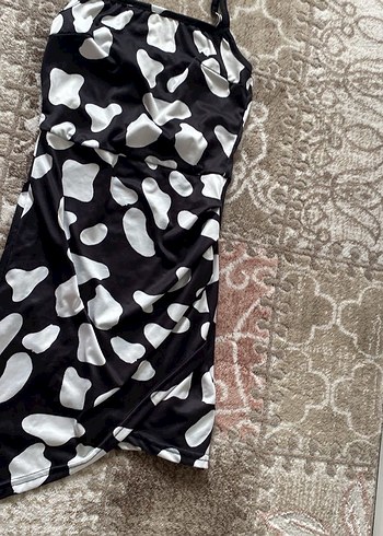 Siyah Beyaz Bağlama Desenli İnce Askılı Elbise - Görsel 2