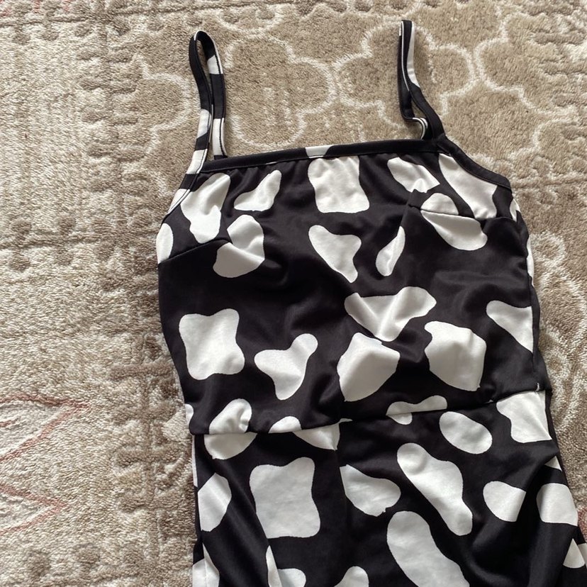 Siyah Beyaz Bağlama Desenli İnce Askılı Elbise - Görsel 4