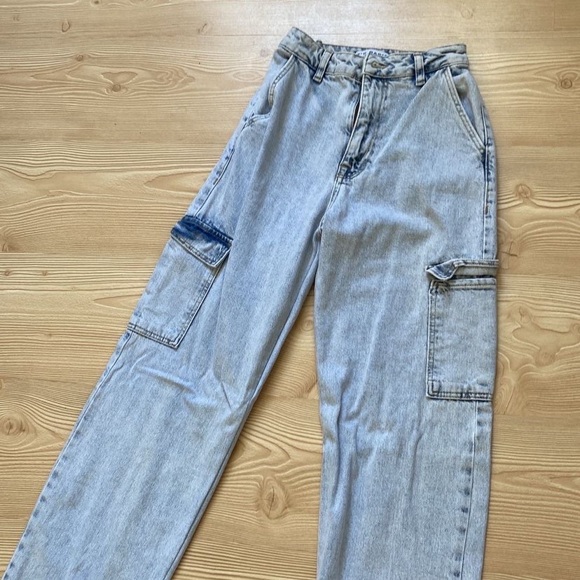 Buz mavisi kargo cepli Yüksekbel kot pantolon - Görsel 3