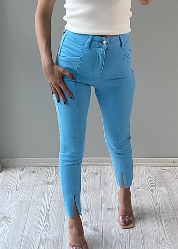 Mavi Midi Kot Pantolon Yırtmaçlı - Görsel 4