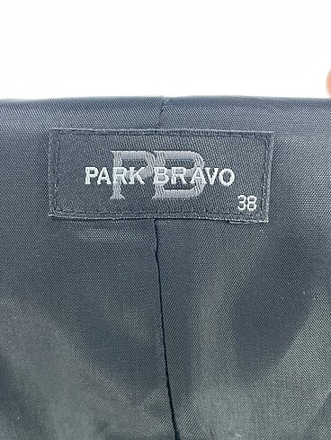 38 Beden siyah Renk Park Bravo Ceket %70 İndirimli.
