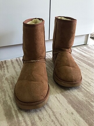 C&A Ugg C&A Bot %20 İndirimli - Gardrops