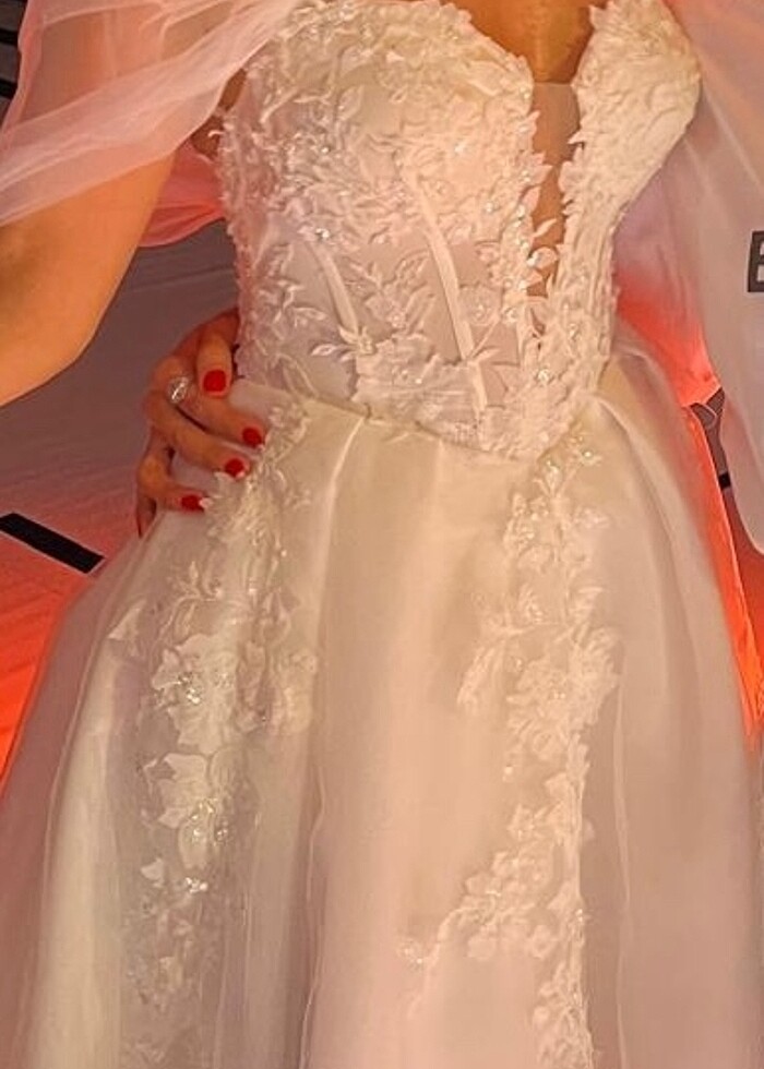 Tasarım gelinlik 2 farklı yaka modeli - Görsel 4