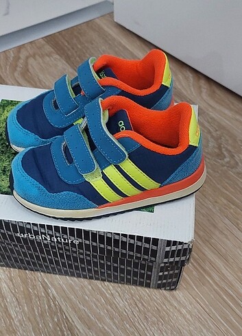 Adidas çocuk ayakkabısı