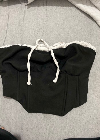 Siyah Straplez Midi crop
