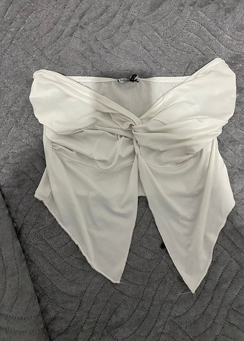 Crop straplez kelebek sekli