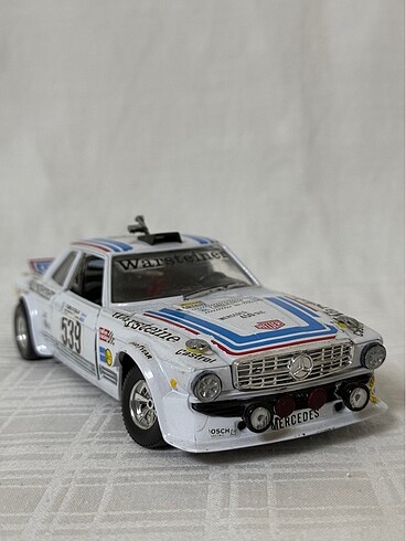 Burago Mercedes 450SC Rally