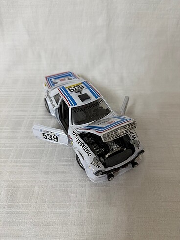 Beden Burago Mercedes 450SC Rally