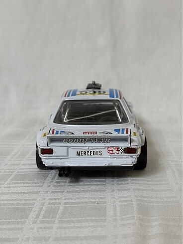 Beden Renk Burago Mercedes 450SC Rally