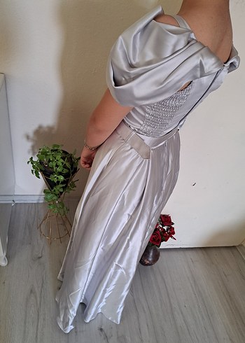 Diğer Gri Drapeli Straplez Midi Nişan Elbisesi