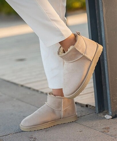 İçi tüylü Ugg model bot