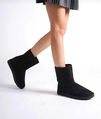 İçi tüylü uzun ugg model siyah bot
