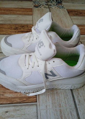 Kadın Beyaz New balance Spor Ayakkabı