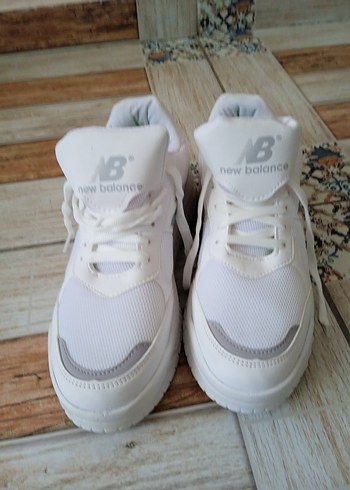 New Balance Kadın Beyaz New balance Spor Ayakkabı