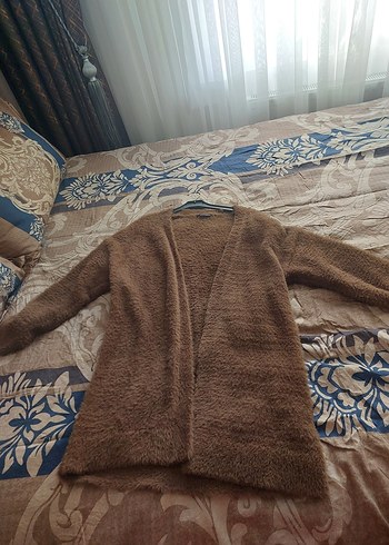 Kahverengi Peluş Detaylı Kadın Hırka s m l xl uyumludur.