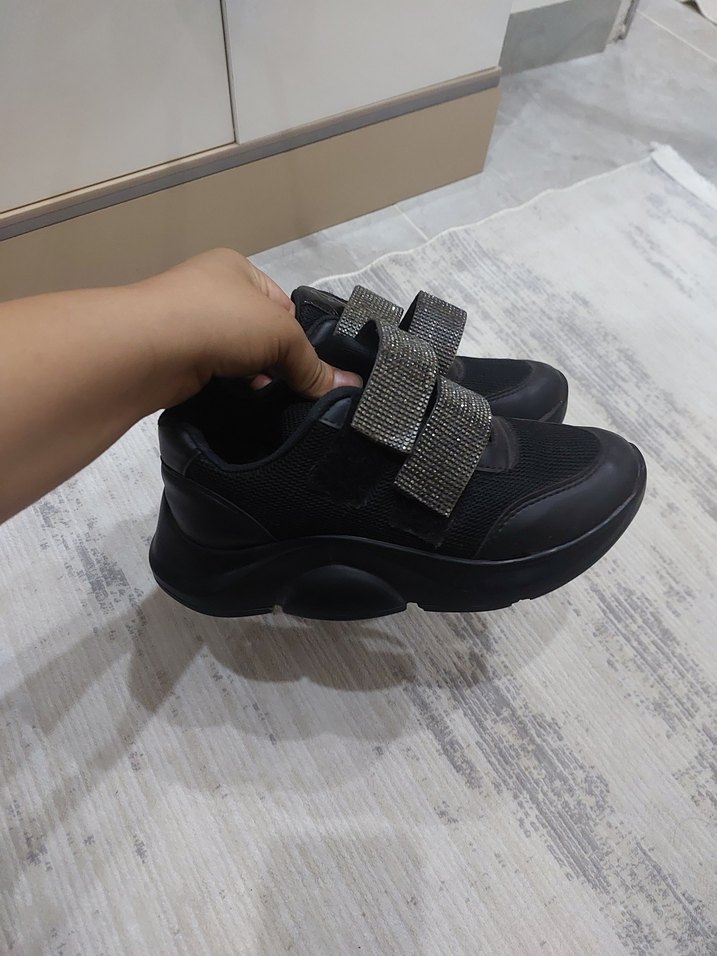 spor ayakkabı - Görsel 2