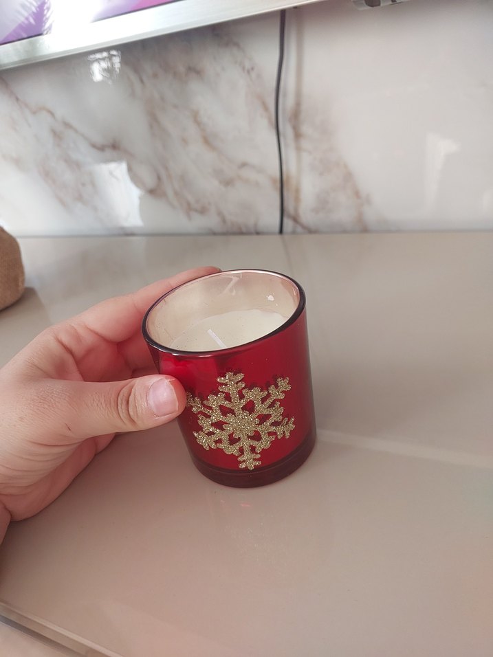 Kırmızı Kar Tanesi Desenli Mumluk - Görsel 2