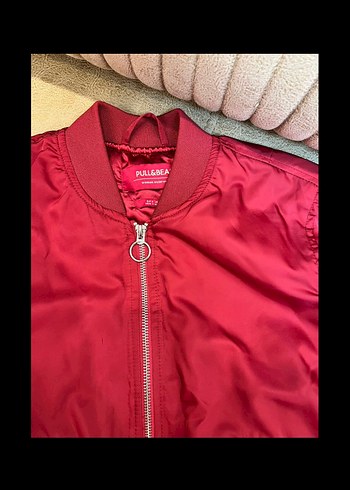 Pull and Bear Kırmızı Fermuarlı Kadın Ceket