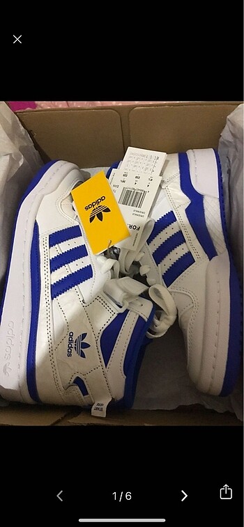 Adidas forum mid