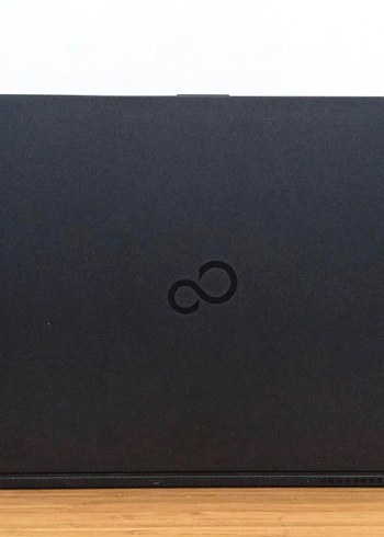 Fujitsu Lifebook U757 İ5 7300U - Görsel 8