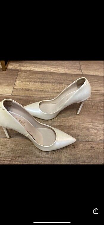 Bambi Stiletto