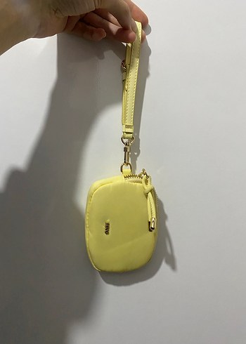 Mango Cuzdan