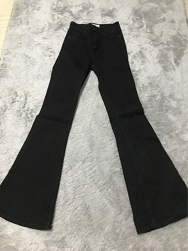 Bershka Jean