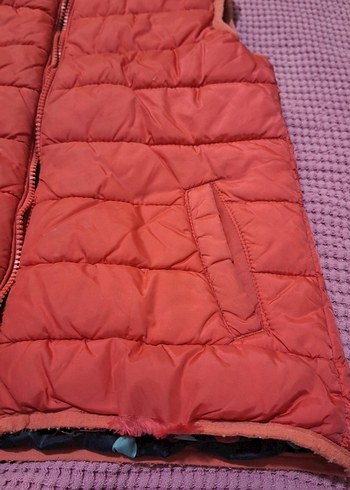 Kapüşonlu Kırmızı Kız Çocuk Şişme Yelek - Görsel 5