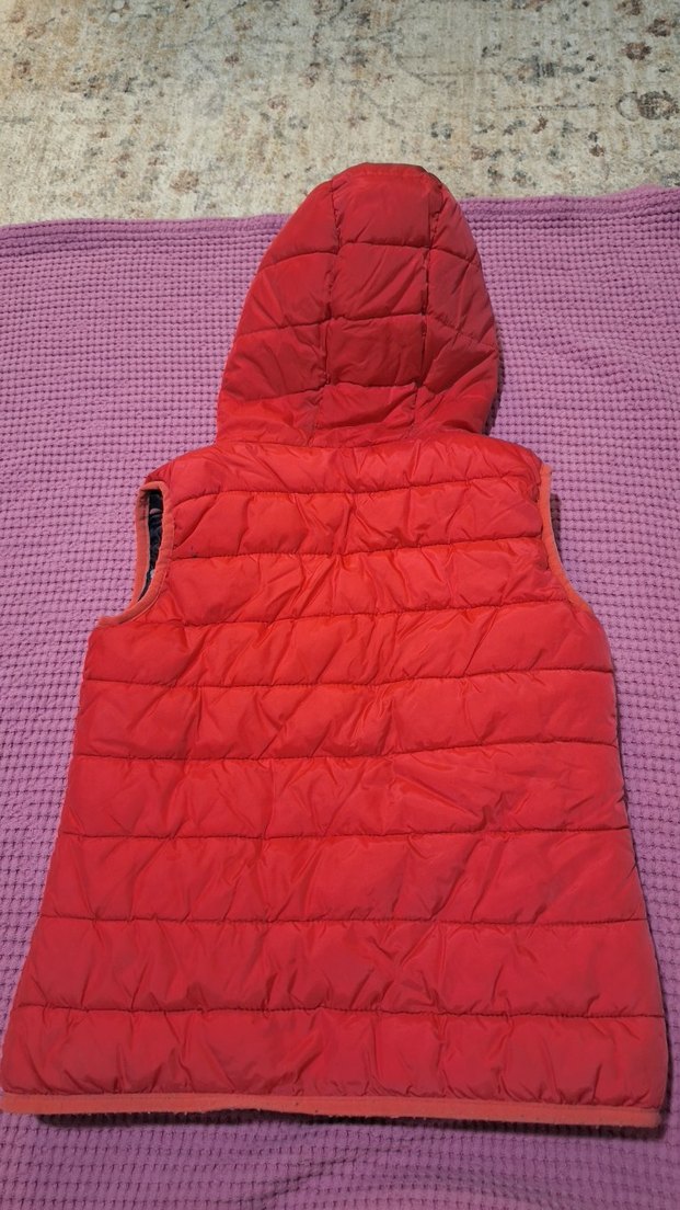 Kapüşonlu Kırmızı Kız Çocuk Şişme Yelek - Görsel 4