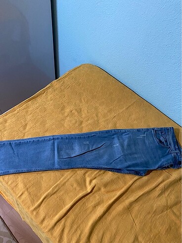 butik ürünü jeans