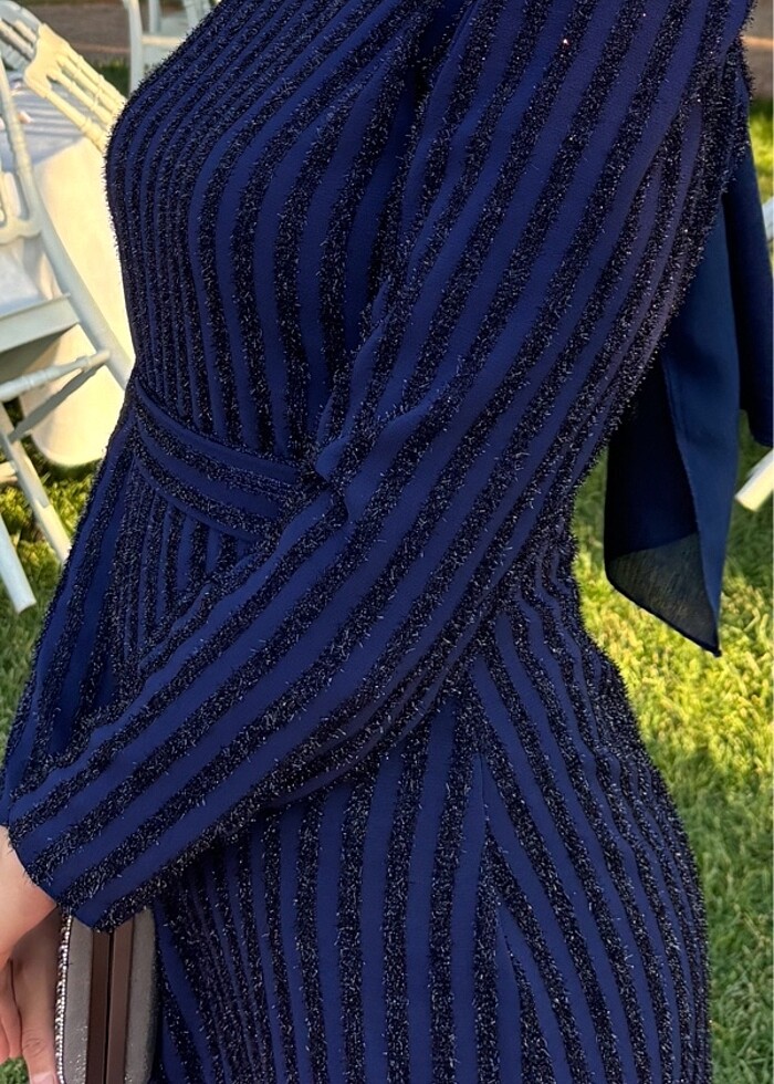 Lacivert tesettür abiye elbise - Görsel 3