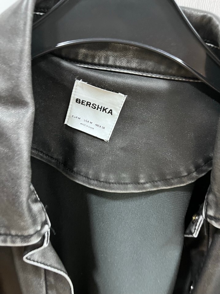 Düğmeli Siyah Deri Kadın Ceket - Görsel 2