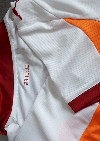 Kısa Kollu Fermuarlı Erkek Spor Forması
