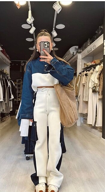 Mavi jean detaylı fermuarlı sweat takım