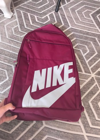 Nike Bordo Spor Sirt Cantasi