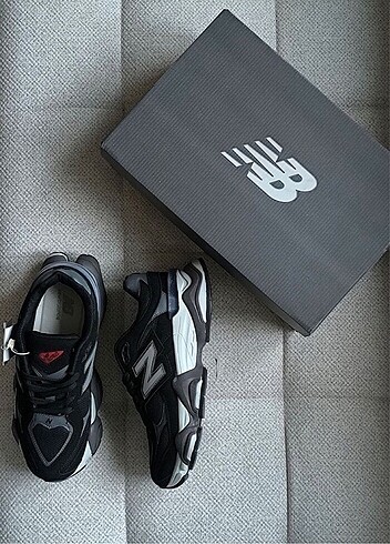 New Balance - 9060