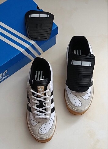 38 Beden beyaz Renk Adidas - Bad Bunny X Gazelle