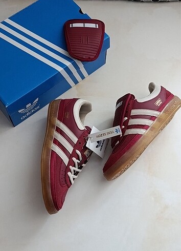 Adidas - Bad Bunny X Gazelle