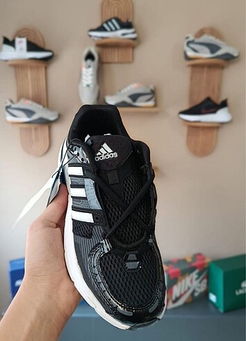 38 Beden Adidas - Adiprene