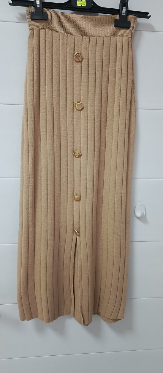 Düğmeli Bej Uzun Triko Etek - Görsel 2
