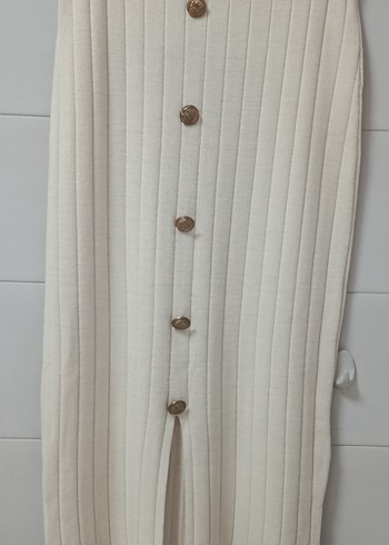 Düğmeli Beyaz Triko Uzun Etek - Görsel 2