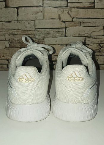 Beyaz Adidas Kadın Spor Ayakkabı - Görsel 4
