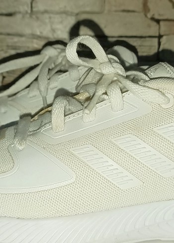 Beyaz Adidas Kadın Spor Ayakkabı - Görsel 3