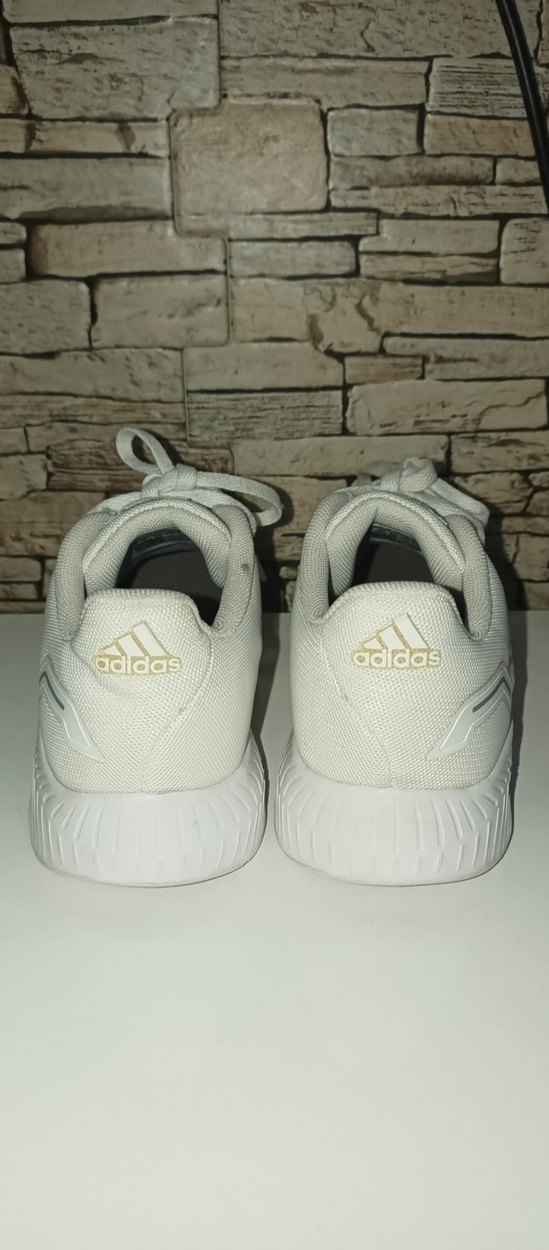 Beyaz Adidas Kadın Spor Ayakkabı - Görsel 4