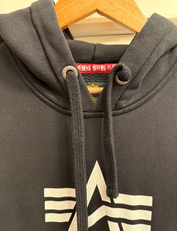 Alpha Industries Siyah Kapüşonlu Sweatshirt - Görsel 3