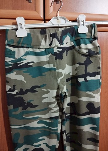 Kamuflaj Desenli Kadın Kumaş Pantolon