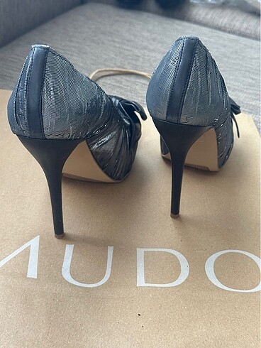 36 Beden siyah Renk Nine west abiye platform siyah gümüş