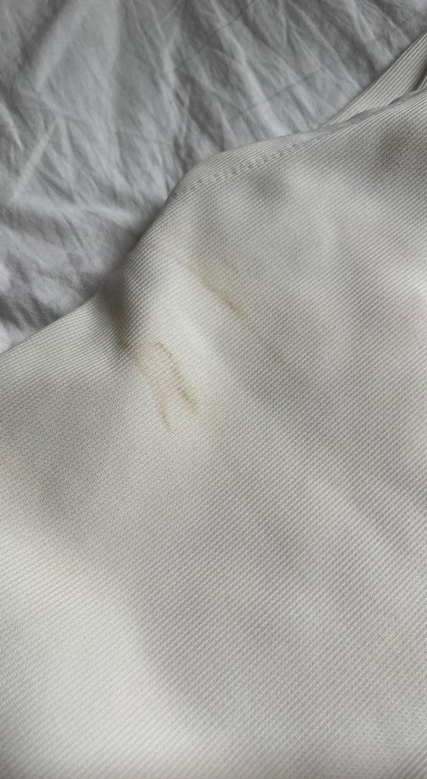 Beyaz Nakışlı Fiyonklu Yelek - Görsel 3