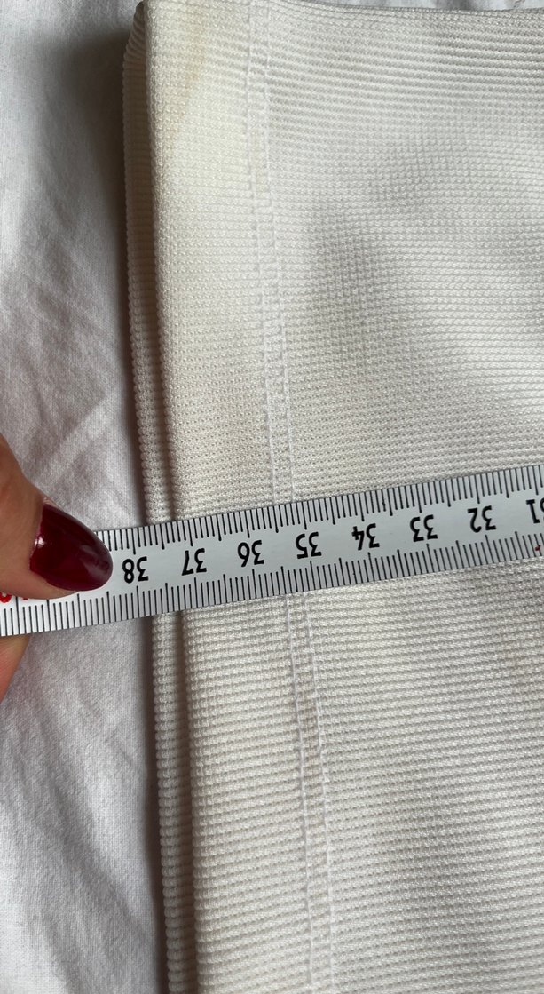 Beyaz Nakışlı Fiyonklu Yelek - Görsel 4